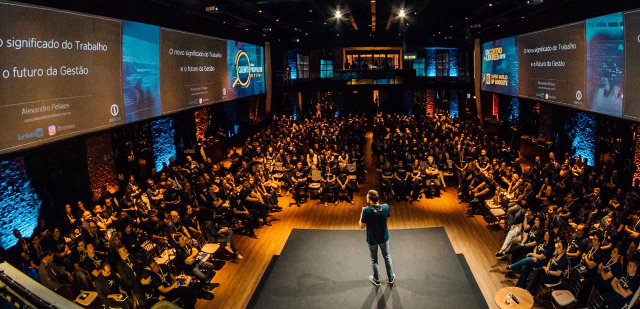 getConnectedBanner-desktop